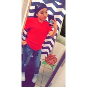 Meet your Posher, Laila